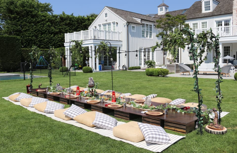 outdoor party planner